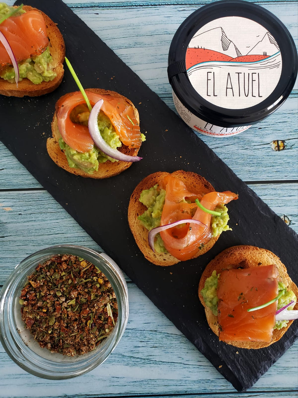 Tartine saumon avocat à la Fleur de Sel Soleada